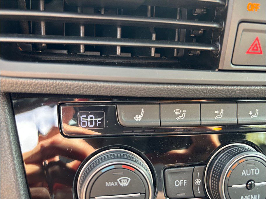 Used 2019 Volkswagen Jetta GLI image 29