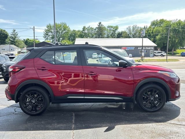 Used 2024 Nissan Kicks SR w/ Interior Electronics Package FWD image 9