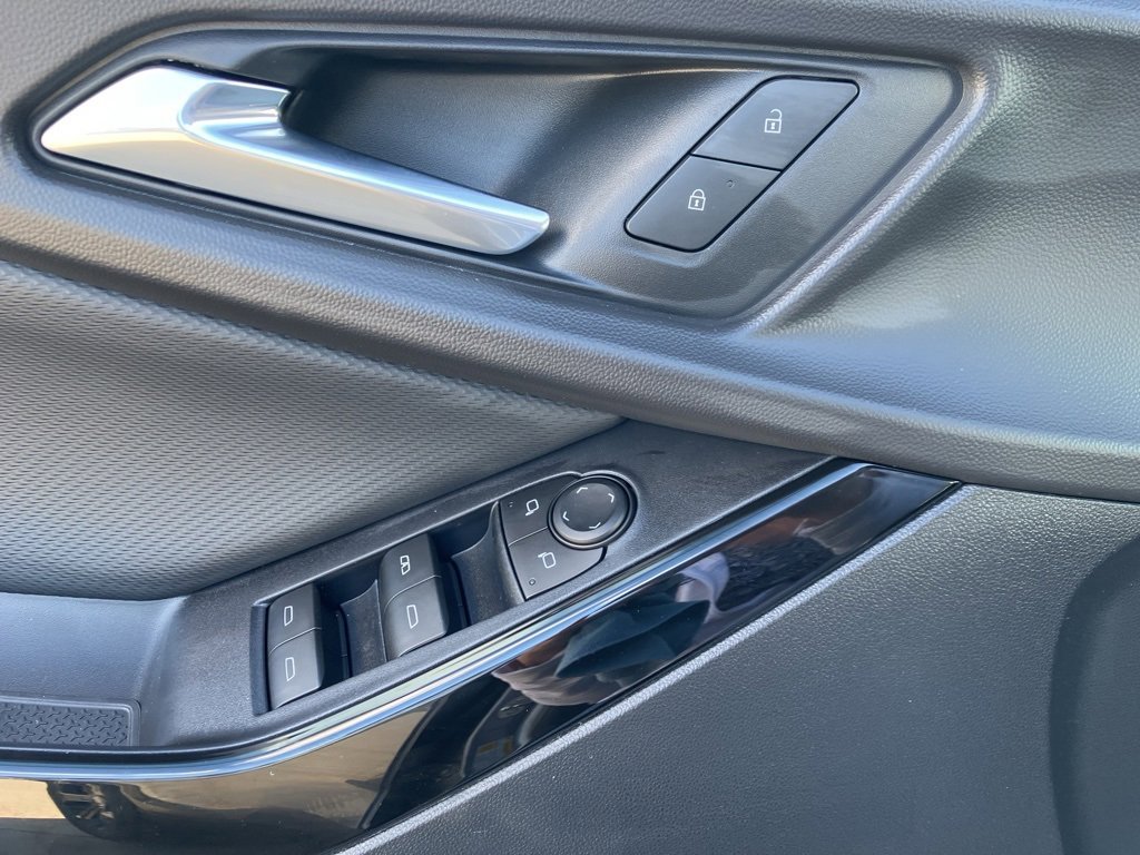 New 2026 Chevrolet Equinox LT image 22