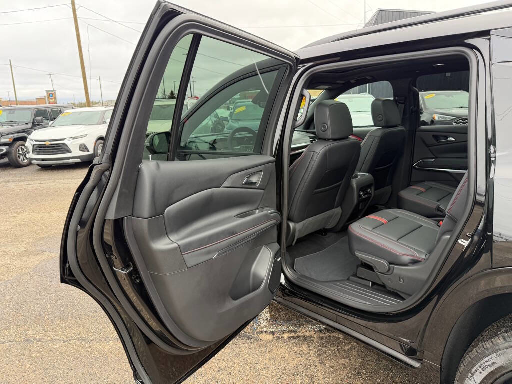 Used 2026 Chevrolet Traverse RS image 40