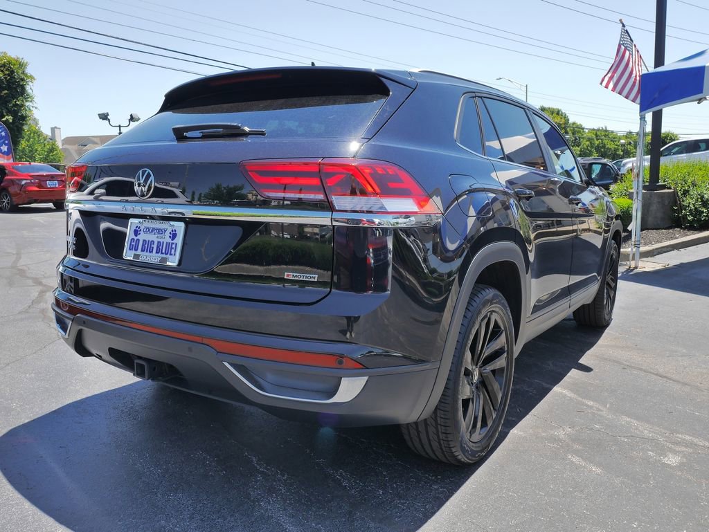 Used 2021 Volkswagen Atlas Cross Sport SE AWD/4WD image 5