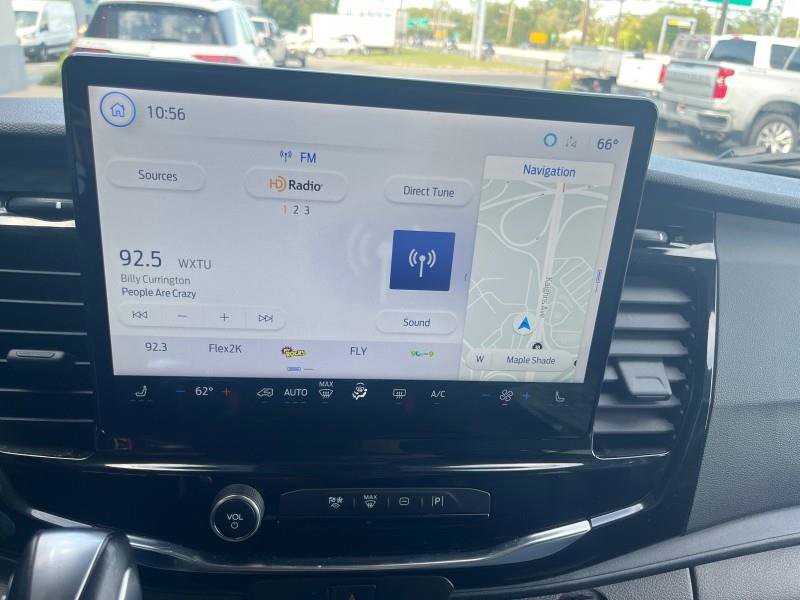 Used 2023 Ford Transit 350 XLT image 11