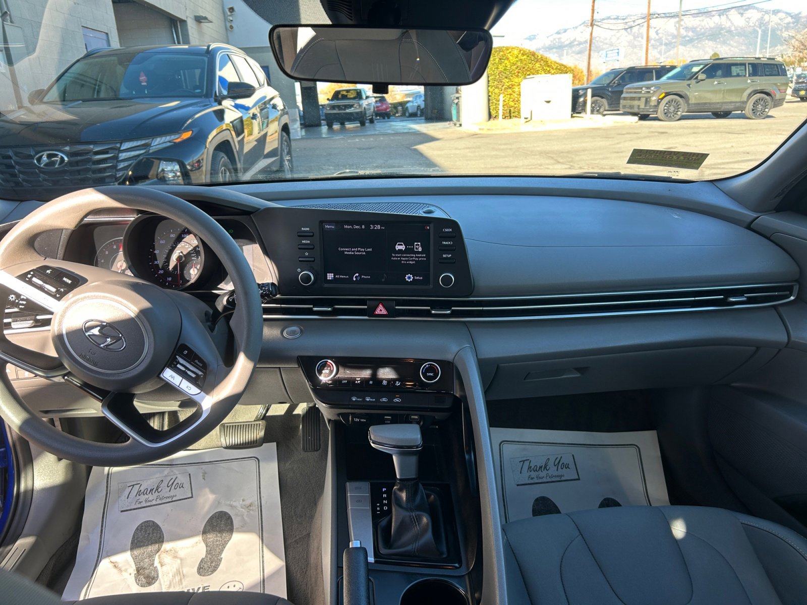 Used 2022 Hyundai Elantra SEL image 15