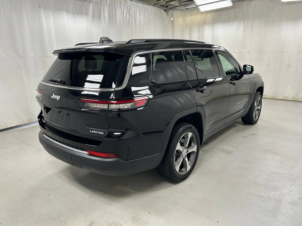 Used 2024 Jeep Grand Cherokee L Limited AWD/4WD image 5