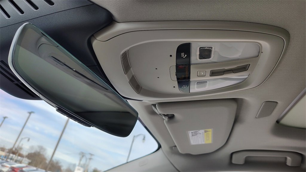 New 2026 Volvo XC60 B5 Ultra w/ Climate Package image 26