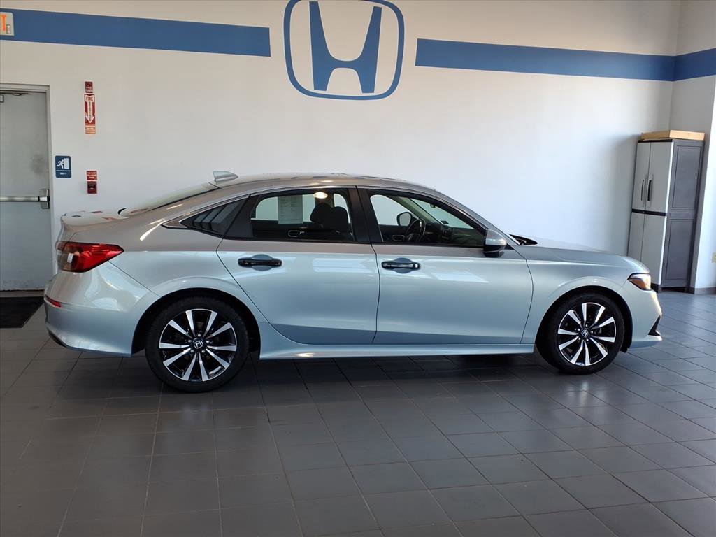 Certified 2022 Honda Civic EX image 2