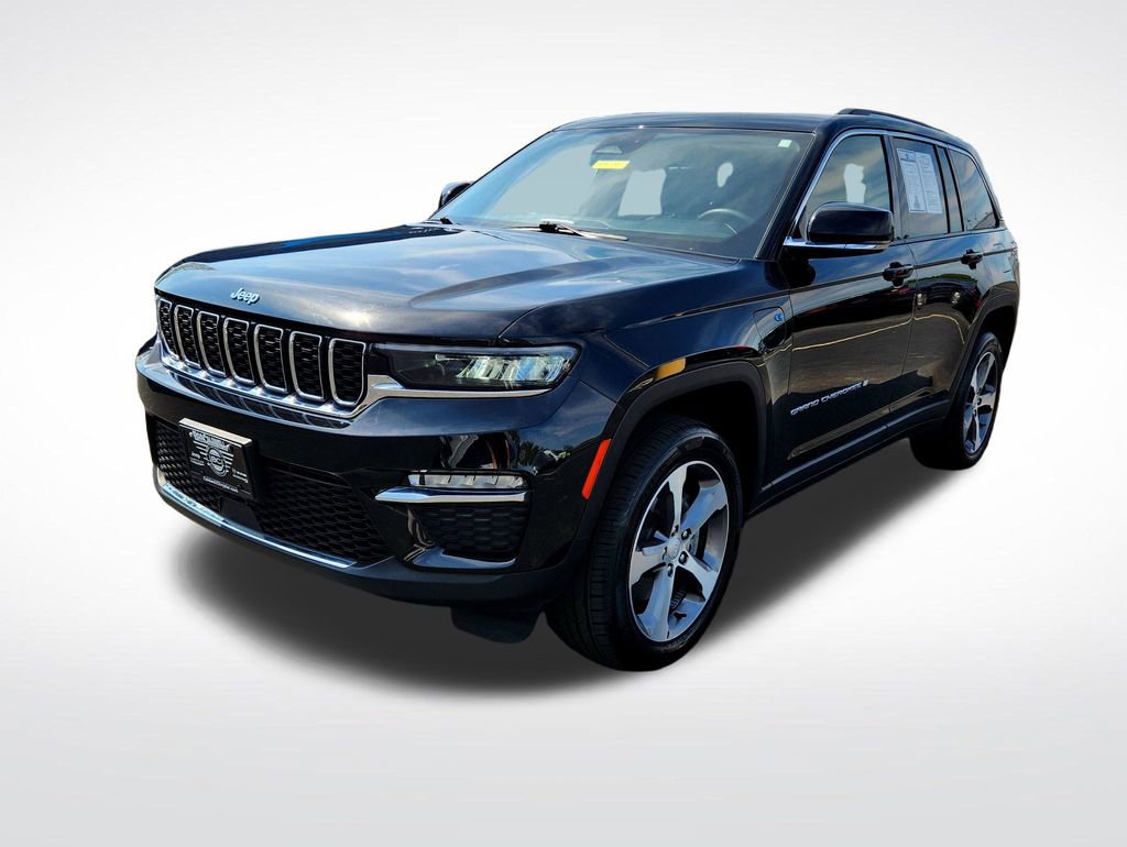 Used 2022 Jeep Grand Cherokee Limited 4xe image 3