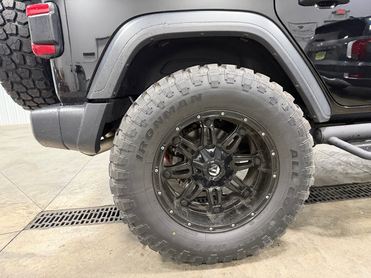 Used 2021 Jeep Wrangler Unlimited Willys image 32