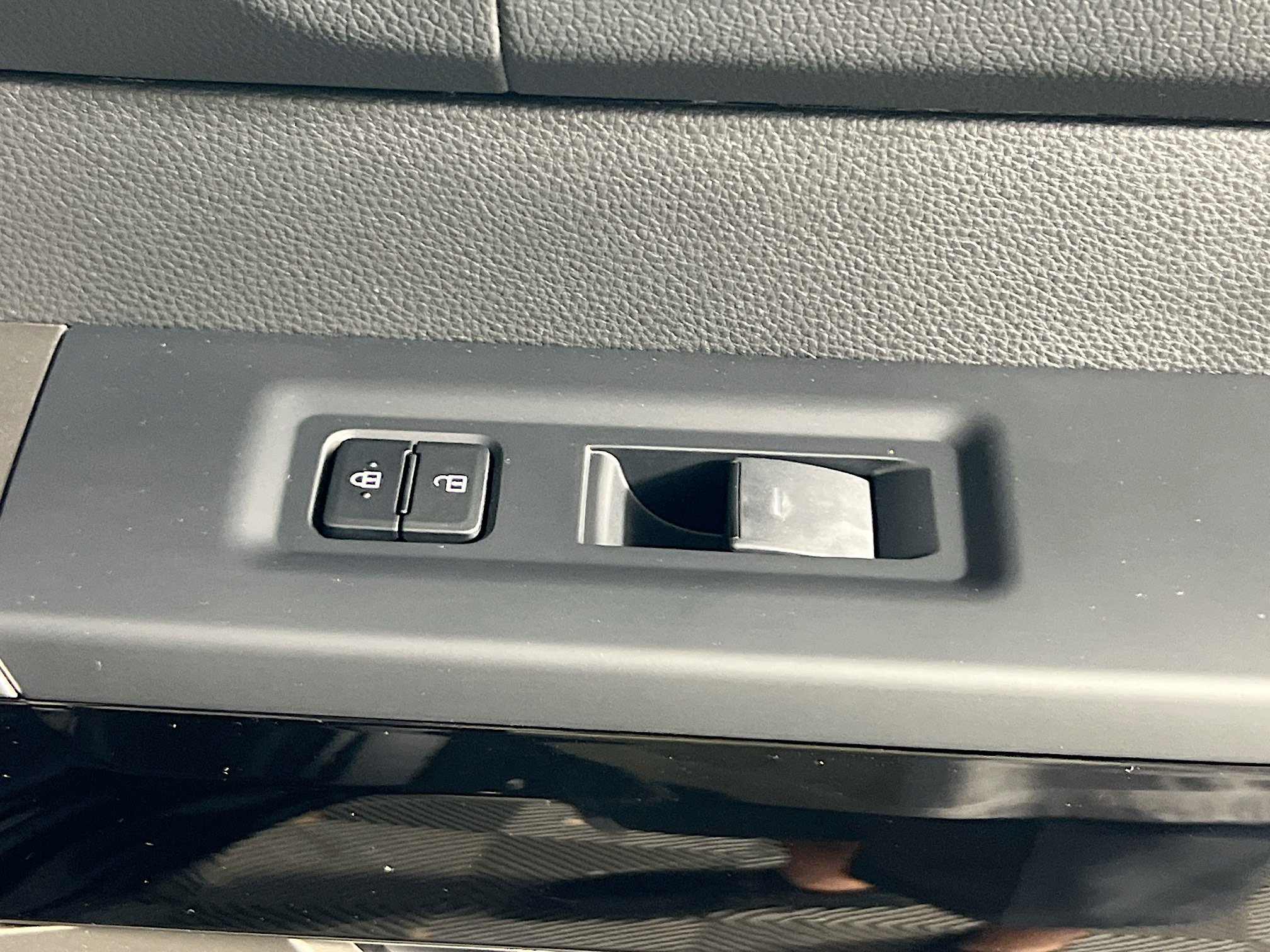 New 2026 Toyota Tundra Limited image 32