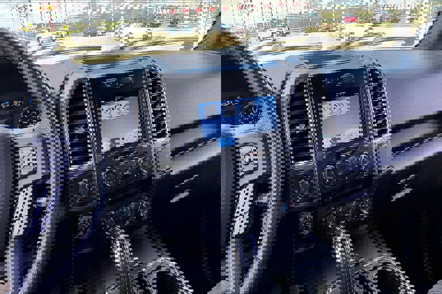 Used 2016 Ford F150 XLT w/ Equipment Group 302A Luxury image 6