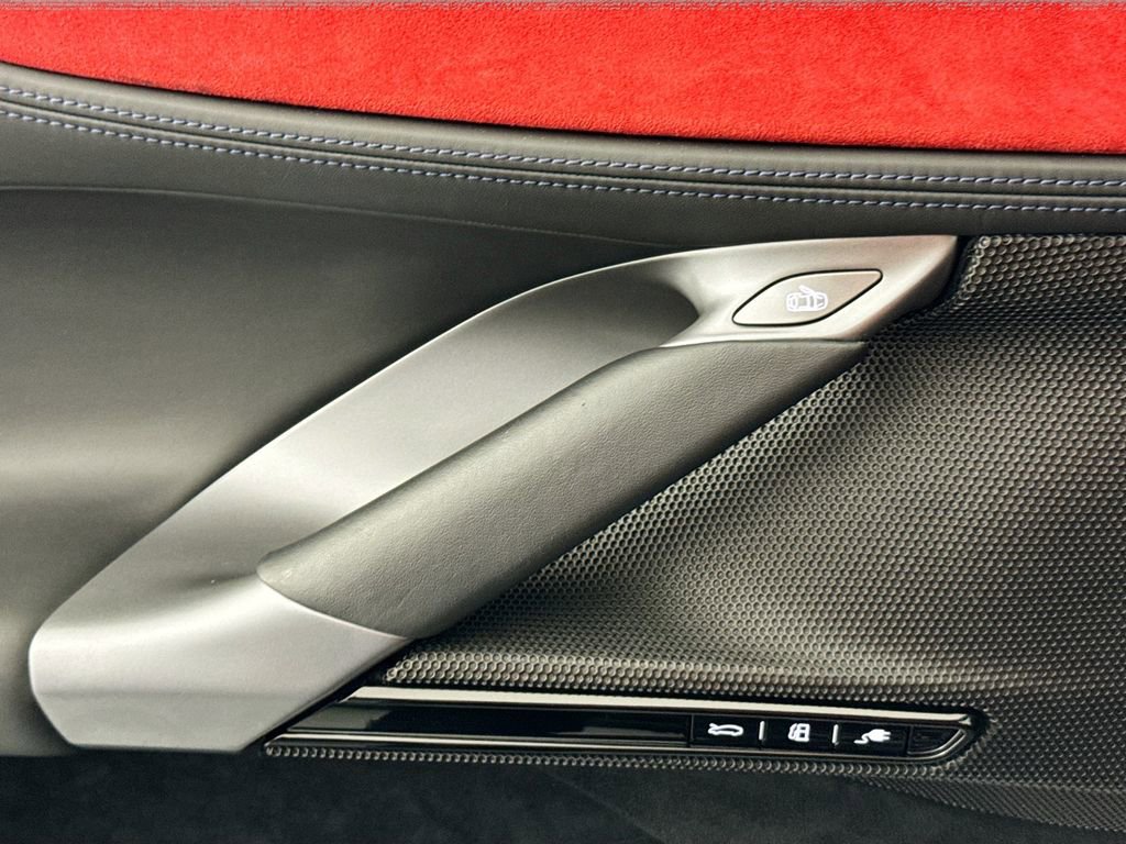 Used 2023 Ferrari SF90 Spider AWD/4WD image 18