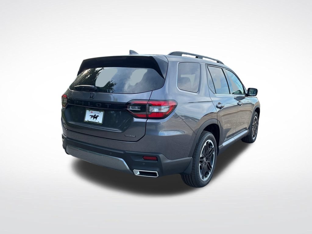 New 2026 Honda Pilot Touring image 3