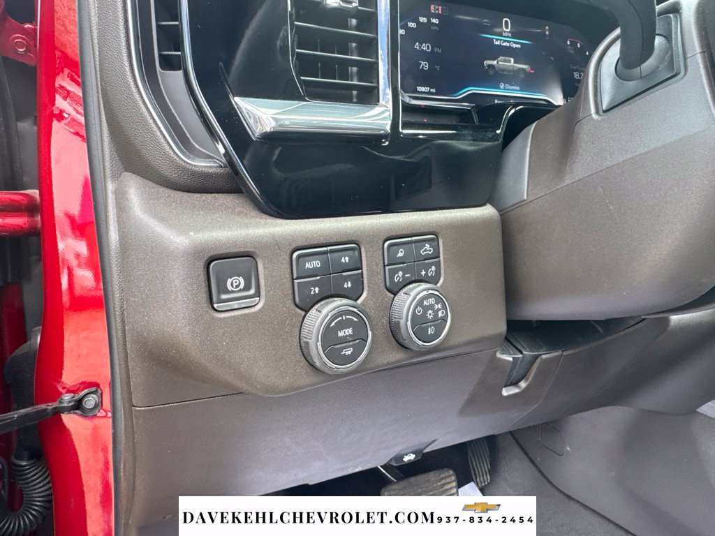 Used 2025 Chevrolet Silverado 2500 LTZ w/ LTZ Plus Package AWD/4WD image 14