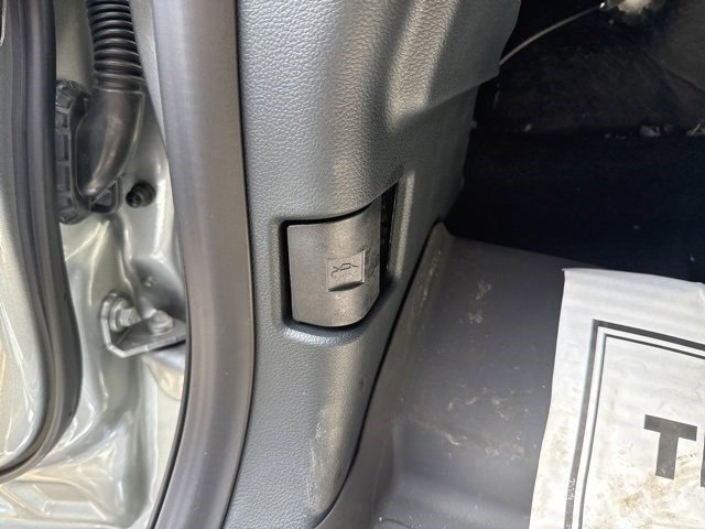 New 2025 Ford F150 XLT w/ Equipment Group 301A Standard image 9