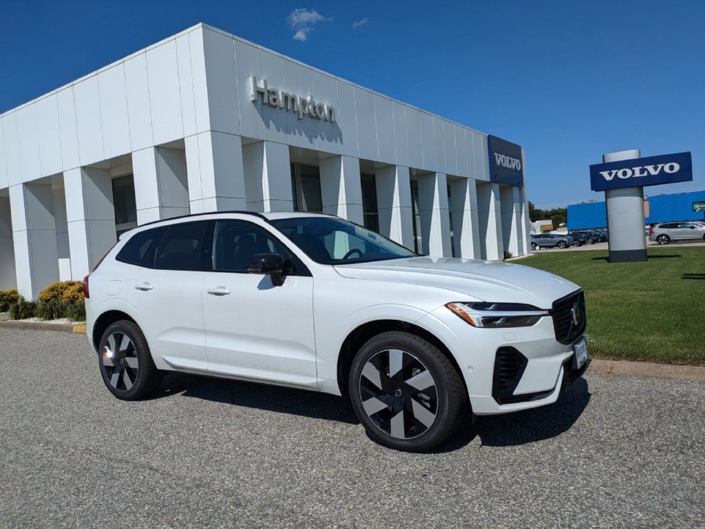 New 2025 Volvo XC60 T8 Plus w/ Protection Package Premier AWD/4WD image 2