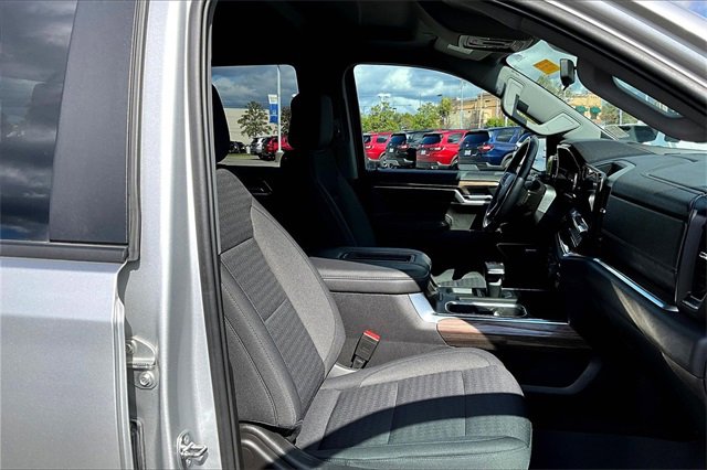 Used 2022 Chevrolet Silverado 1500 LT Trail Boss w/ Convenience Package II image 28