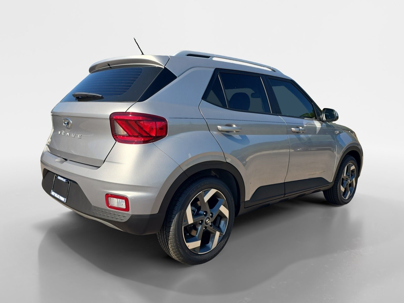 New 2026 Hyundai Venue SEL FWD image 3