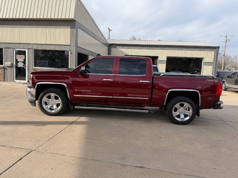 Used 2017 Chevrolet Silverado 1500 LTZ w/ Sport Package image 29