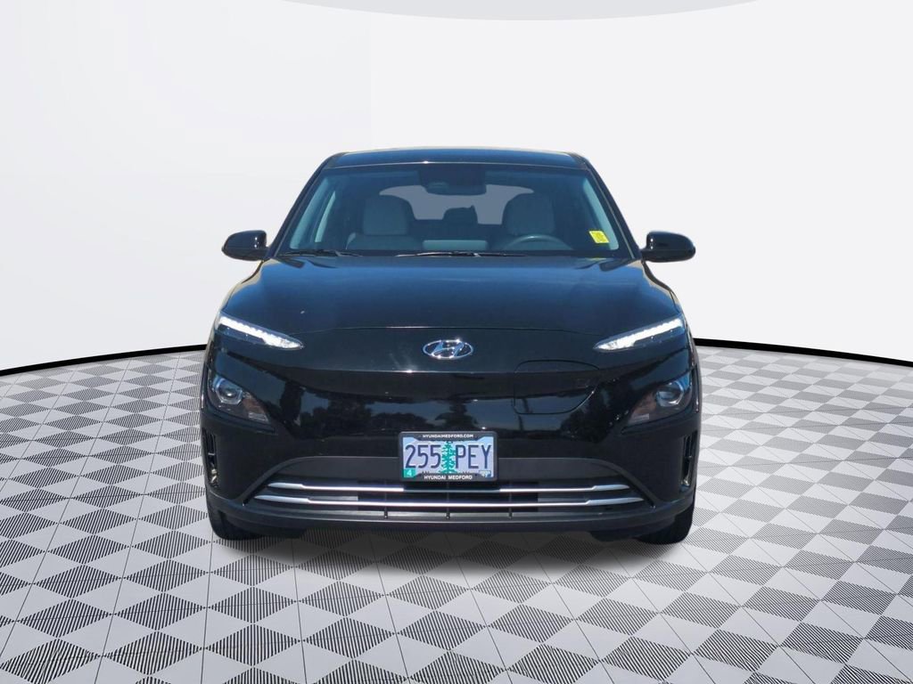 Certified 2023 Hyundai Kona SE w/ Cargo Package FWD image 9