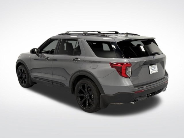 Used 2024 Ford Explorer ST-Line w/ Class IV Trailer Tow Package RWD image 6