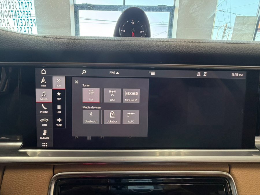 Used 2018 Porsche Panamera 4 AWD/4WD image 62