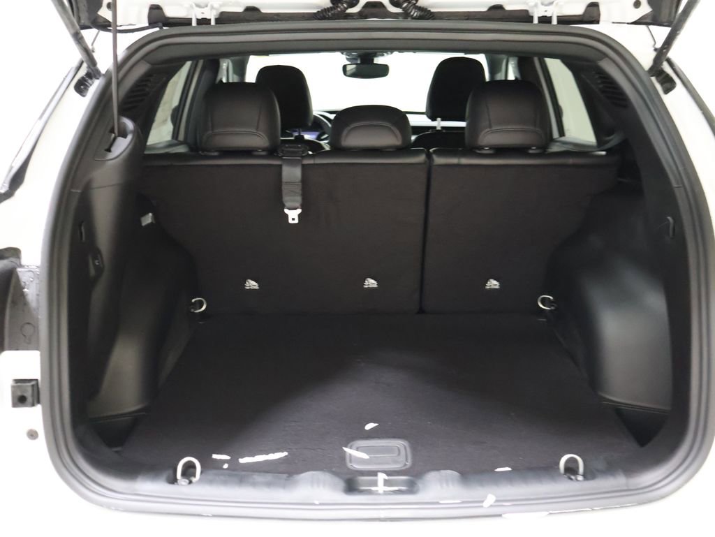 New 2026 Jeep Compass Trailhawk image 13