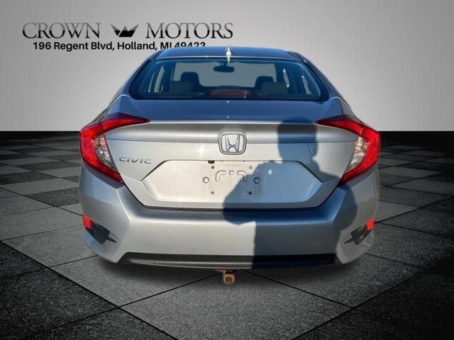 Used 2018 Honda Civic EX image 5