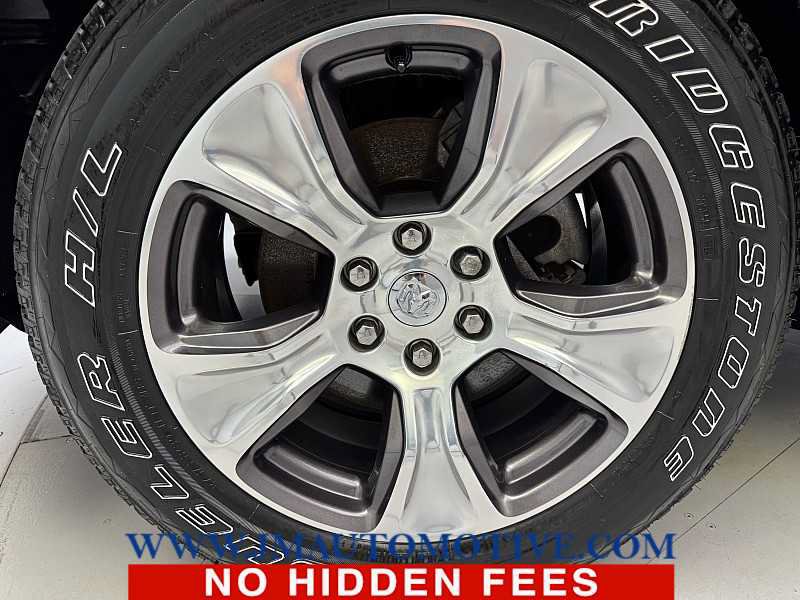 Used 2022 RAM 1500 Laramie AWD/4WD image 9