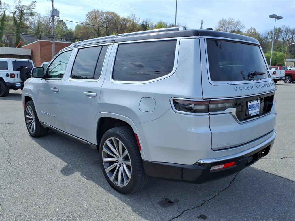 Used 2022 Jeep Grand Wagoneer Series II w/ Convenience Group III image 6
