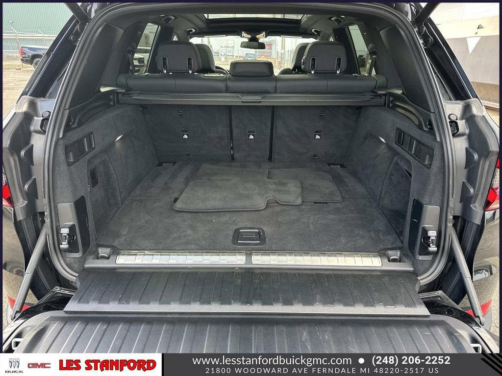 Used 2021 BMW X5 xDrive45e w/ Premium Package image 11