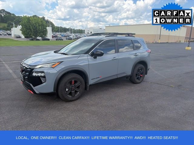 Used 2025 Nissan Rogue SV