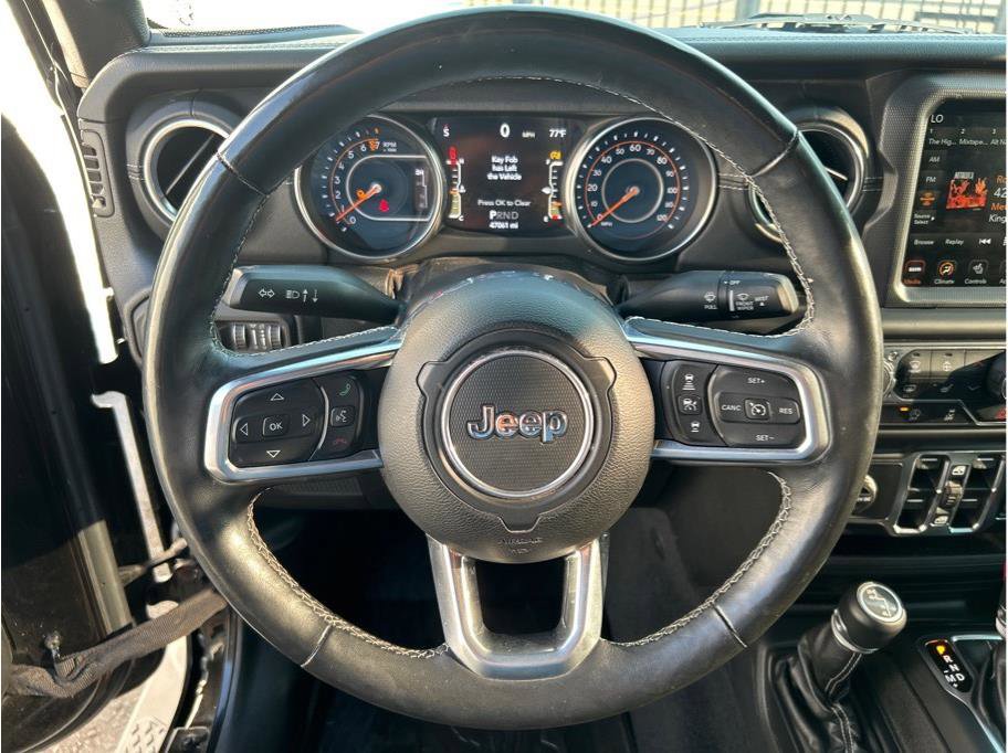 Used 2020 Jeep Gladiator Overland image 15