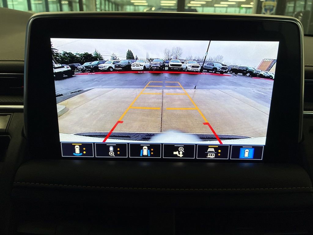 Used 2021 GMC Yukon AT4 w/ Rear Media and Nav Package image 14