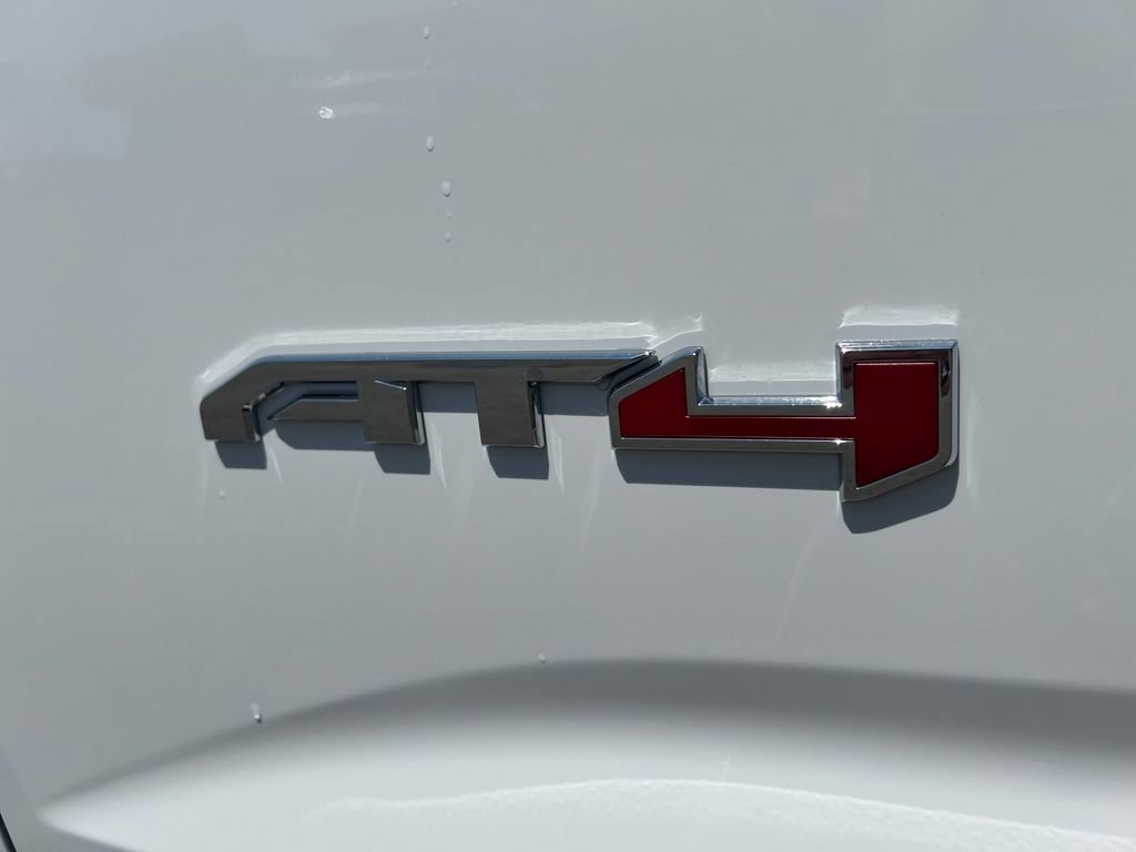 New 2026 GMC Terrain AT4 w/ LPO, Floor Liner Package AWD/4WD image 9