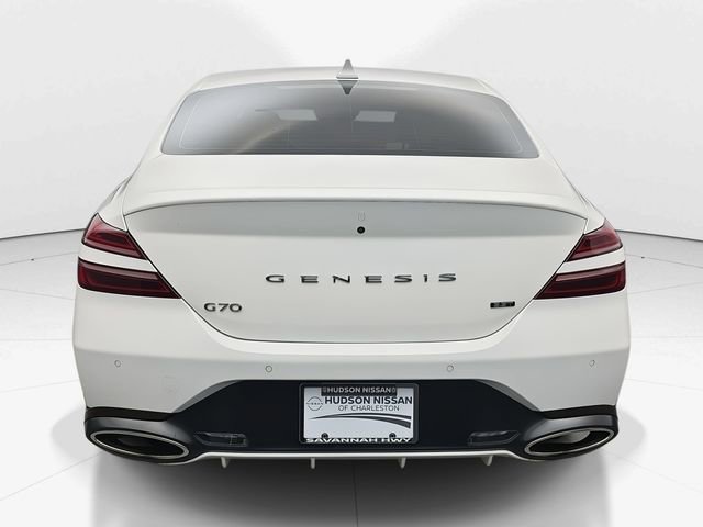 Used 2022 Genesis G70 3.3T Launch Edition image 8