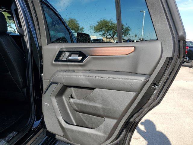 New 2026 GMC Yukon Denali w/ Denali Reserve Package image 11