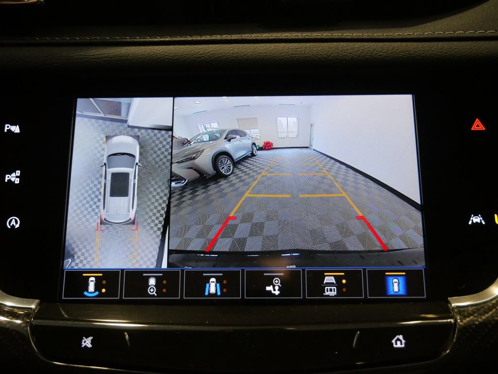 Used 2023 Cadillac XT6 Sport w/ LPO, ONYX Package AWD/4WD image 21