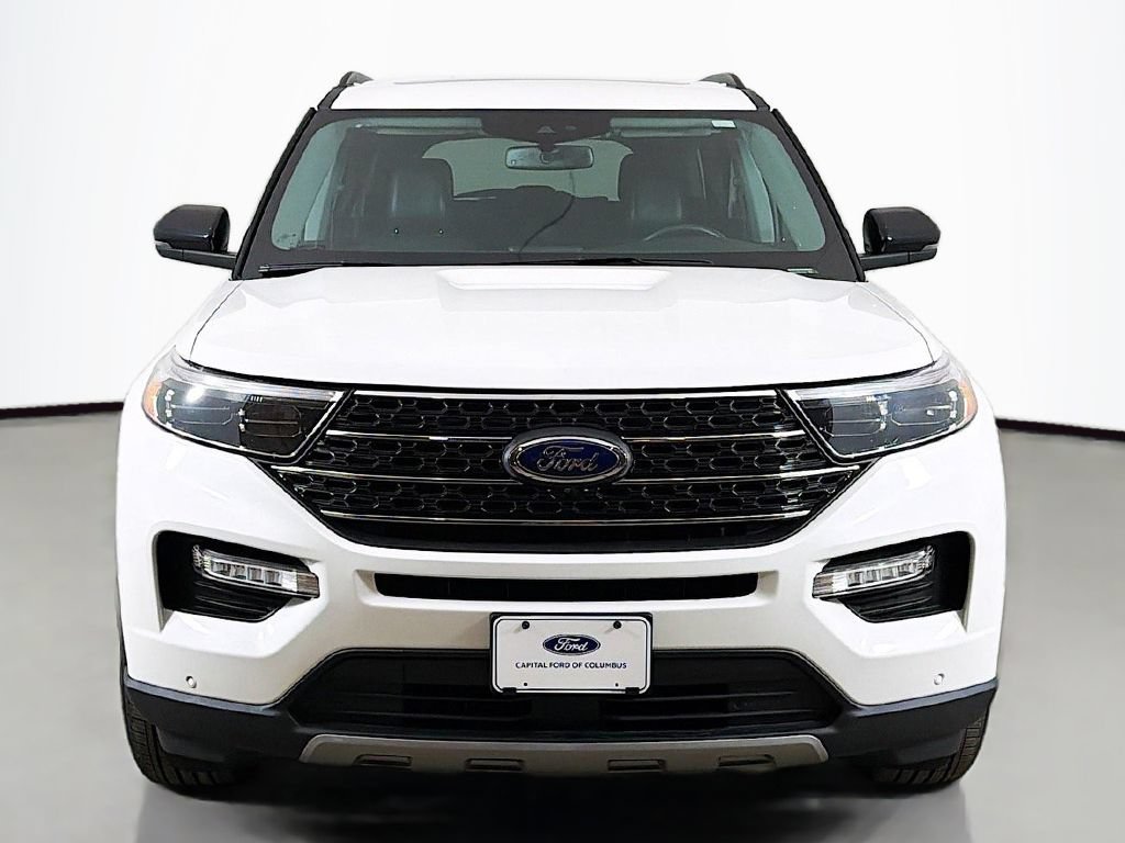 Used 2023 Ford Explorer XLT w/ Equipment Group 202A AWD/4WD image 16