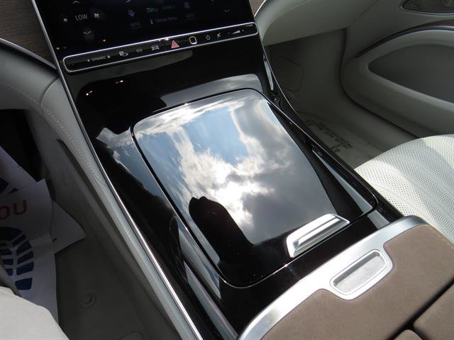 Certified 2023 Mercedes-Benz EQS 450+ 4MATIC Sedan w/ AMG Line Exterior Package image 16