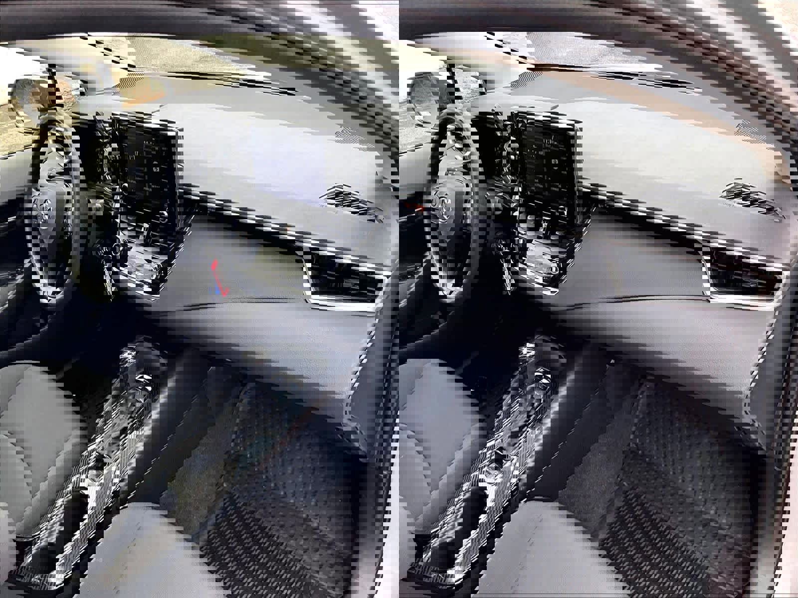 Used 2022 Toyota Corolla LE image 14