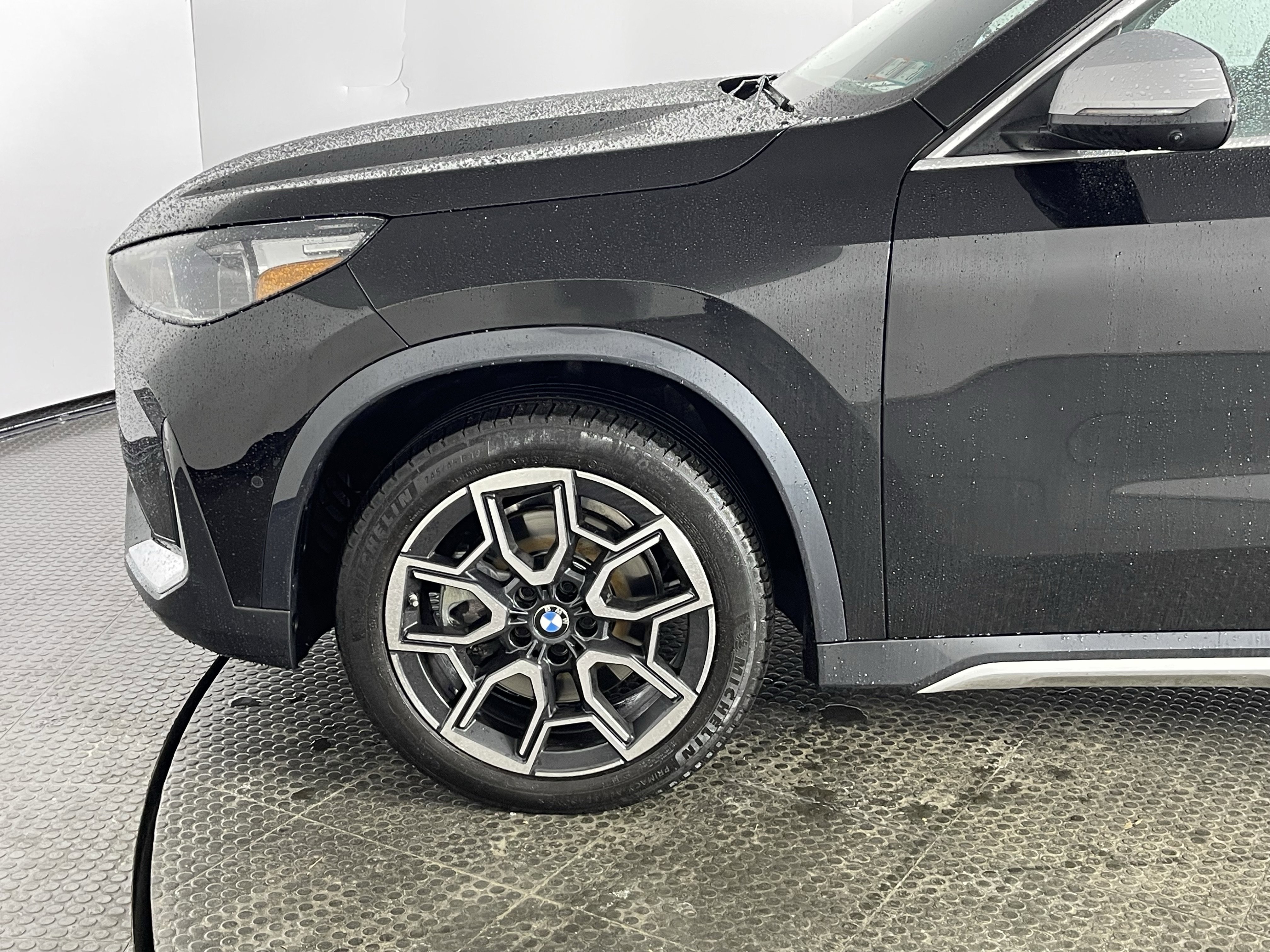 Certified 2024 BMW X1 xDrive28i w/ Technology Package image 4