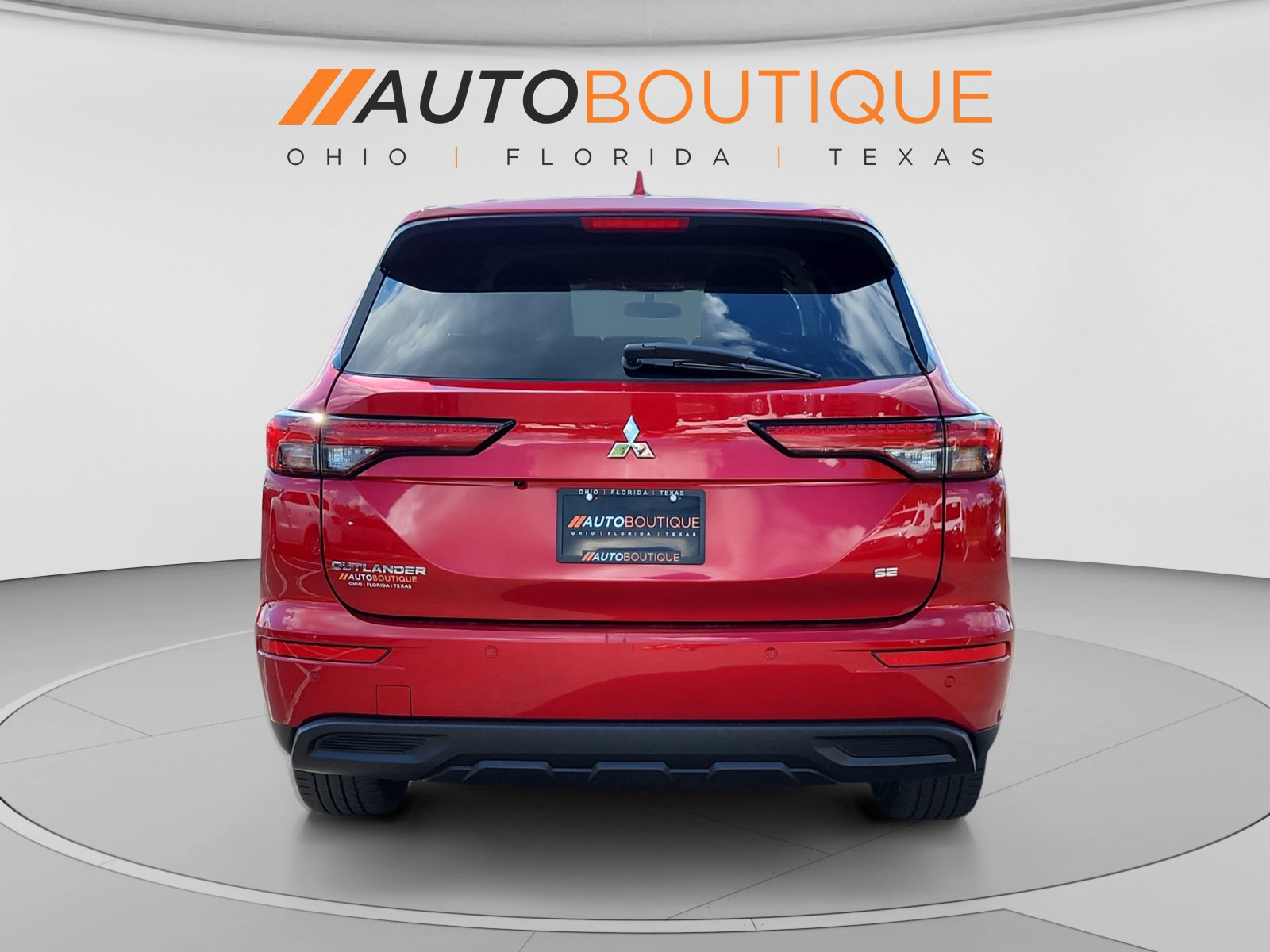 Used 2023 Mitsubishi Outlander ES AWD/4WD image 4