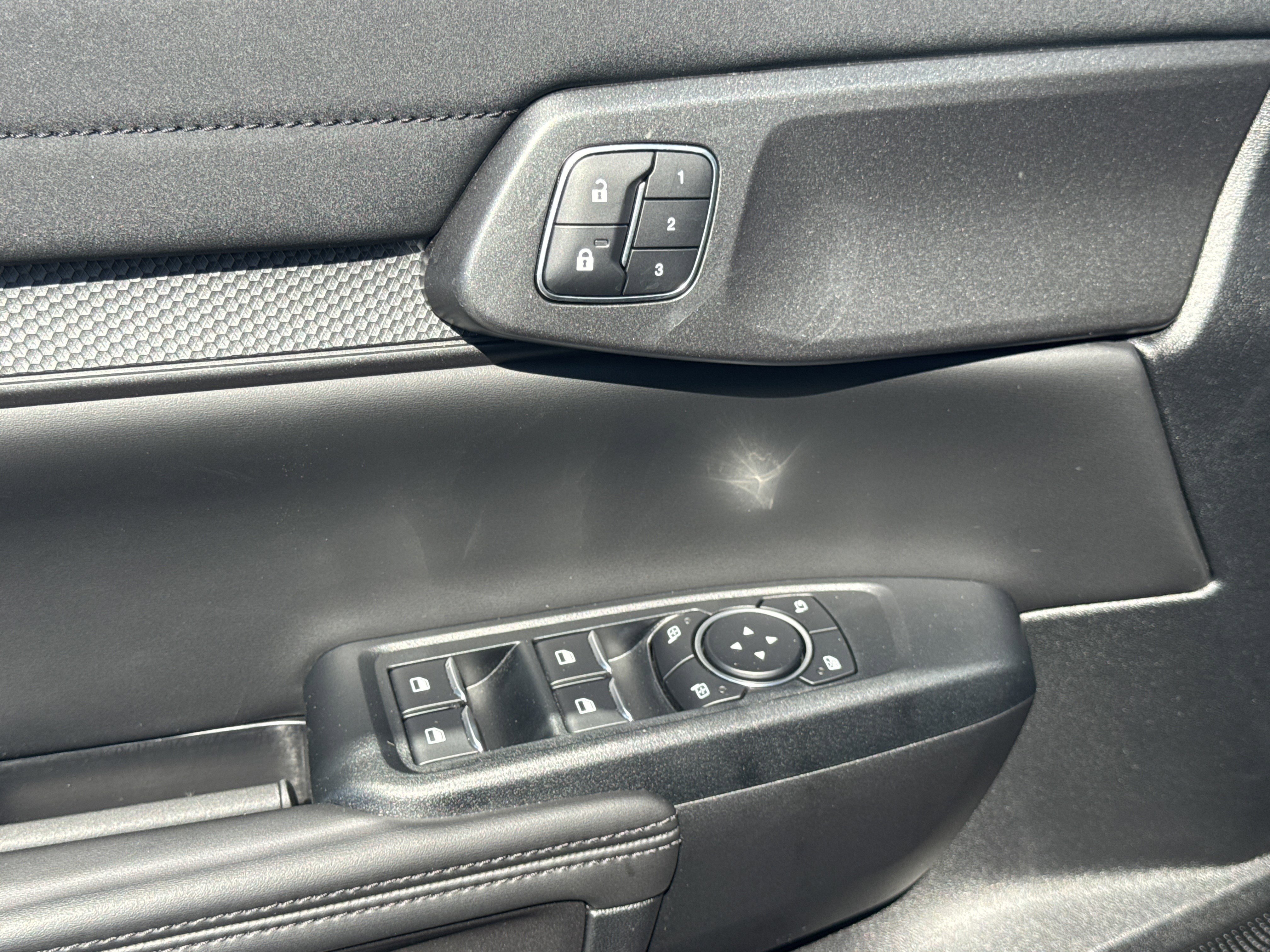 Certified 2025 Ford Ranger Raptor AWD/4WD image 12