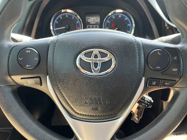 Used 2019 Toyota Corolla LE w/ Carpet Mat Package (TMS) FWD image 23