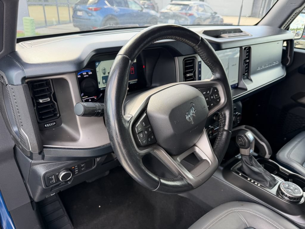 Used 2021 Ford Bronco Outer Banks AWD/4WD image 12