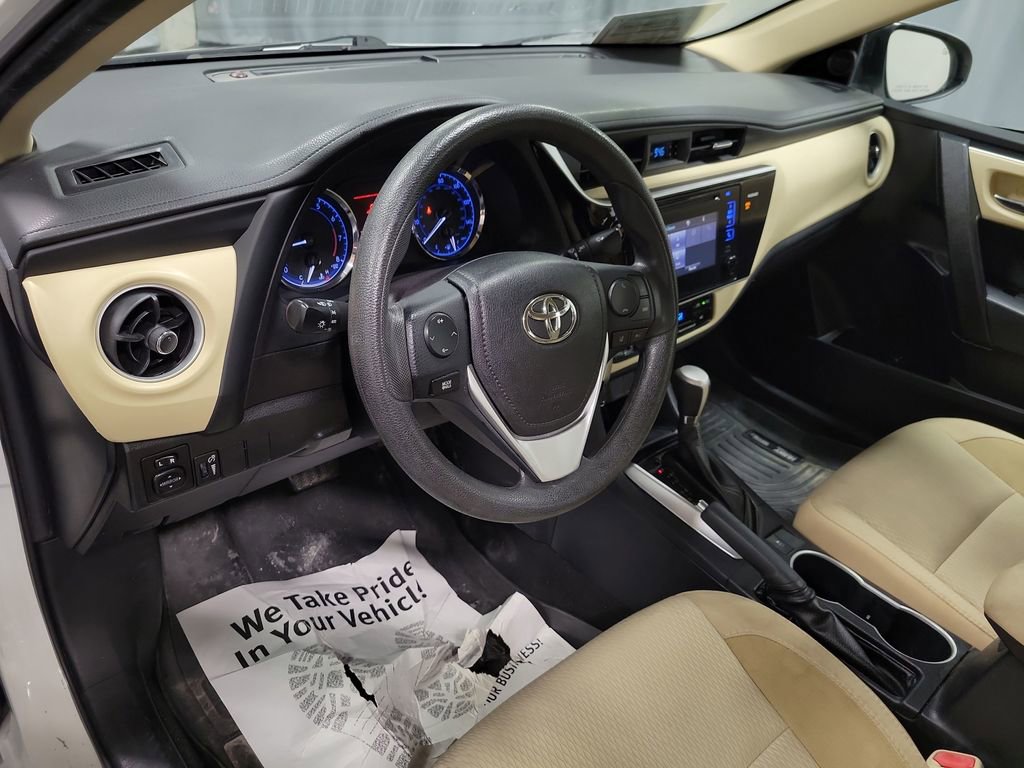 Used 2017 Toyota Corolla LE image 14