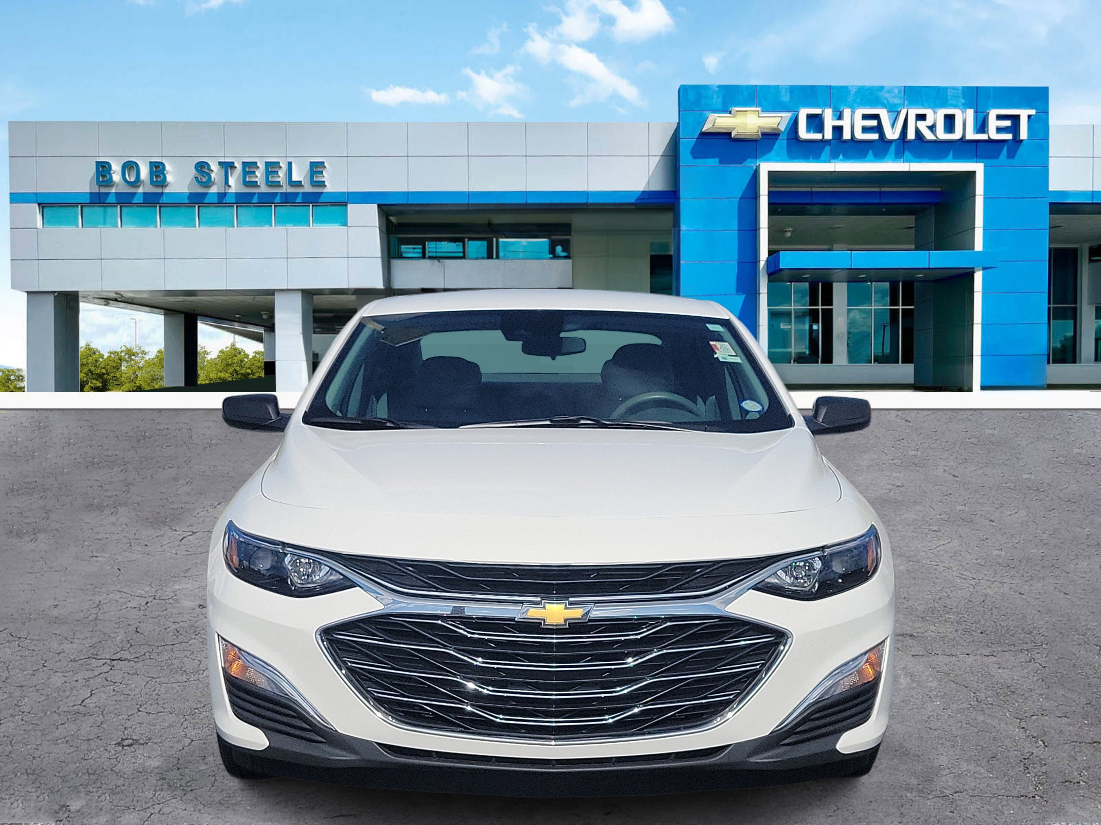 Used 2023 Chevrolet Malibu LS FWD image 2