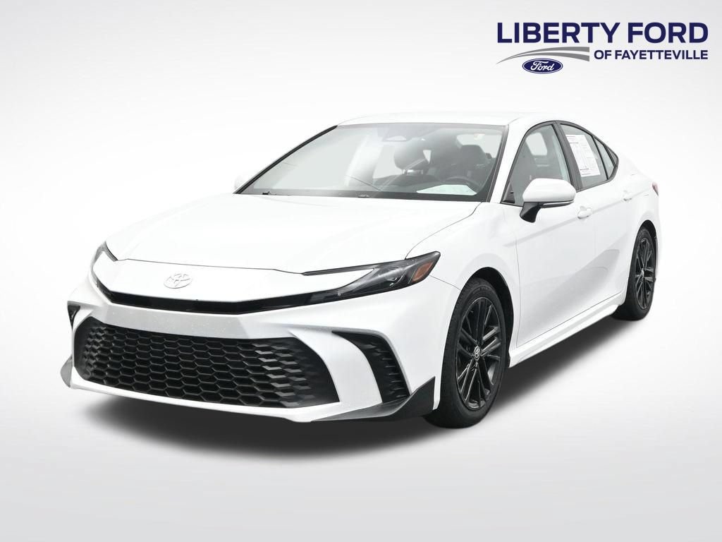 Used 2025 Toyota Camry SE