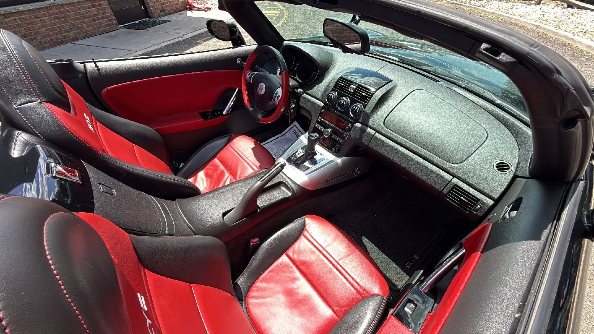 Used 2007 Saturn Sky Red Line RWD image 33