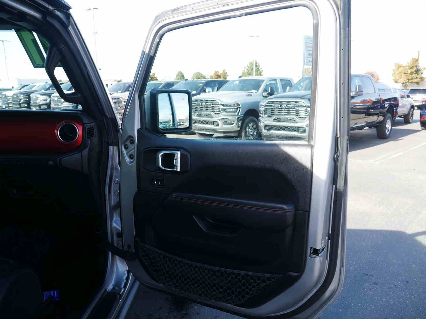 Used 2021 Jeep Wrangler Unlimited Rubicon image 30